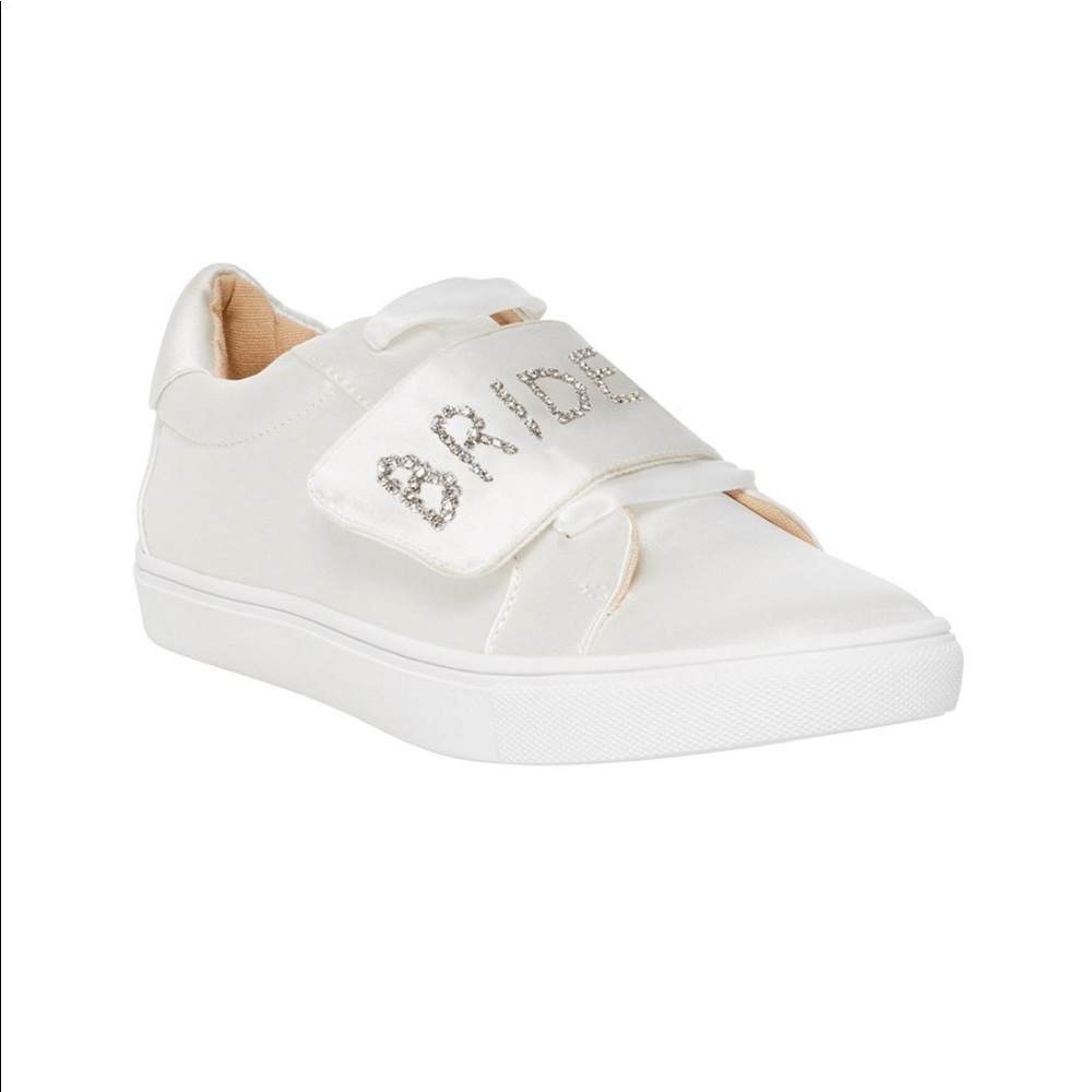 Betsy Johnson Liana Bride Sneakers